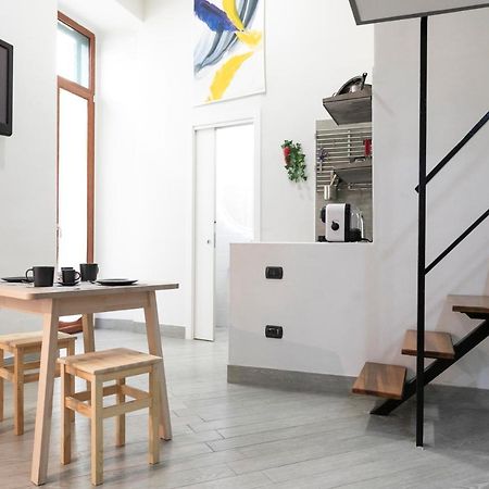 Fian Apartment Наполи Екстериор снимка