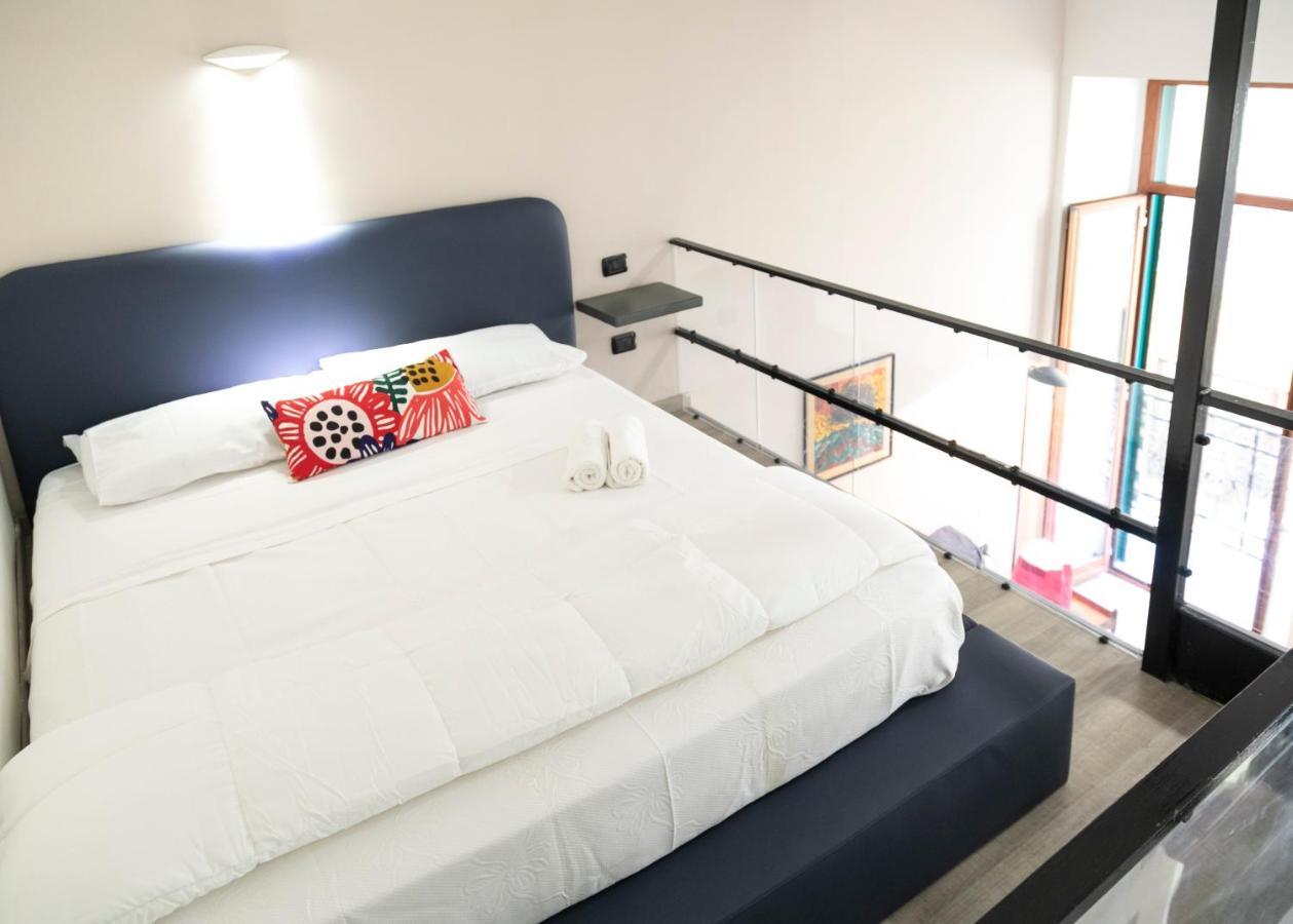 Fian Apartment Наполи Екстериор снимка
